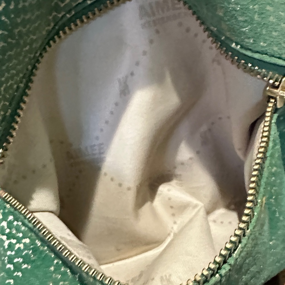Aimee Kestenberg Green Gold Snakeskin Textured Leather Shoulder Bag Zippers EUC - Picture 7 of 13